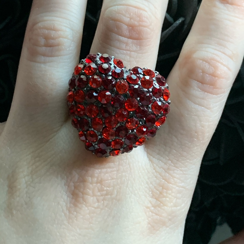 Red heart ring